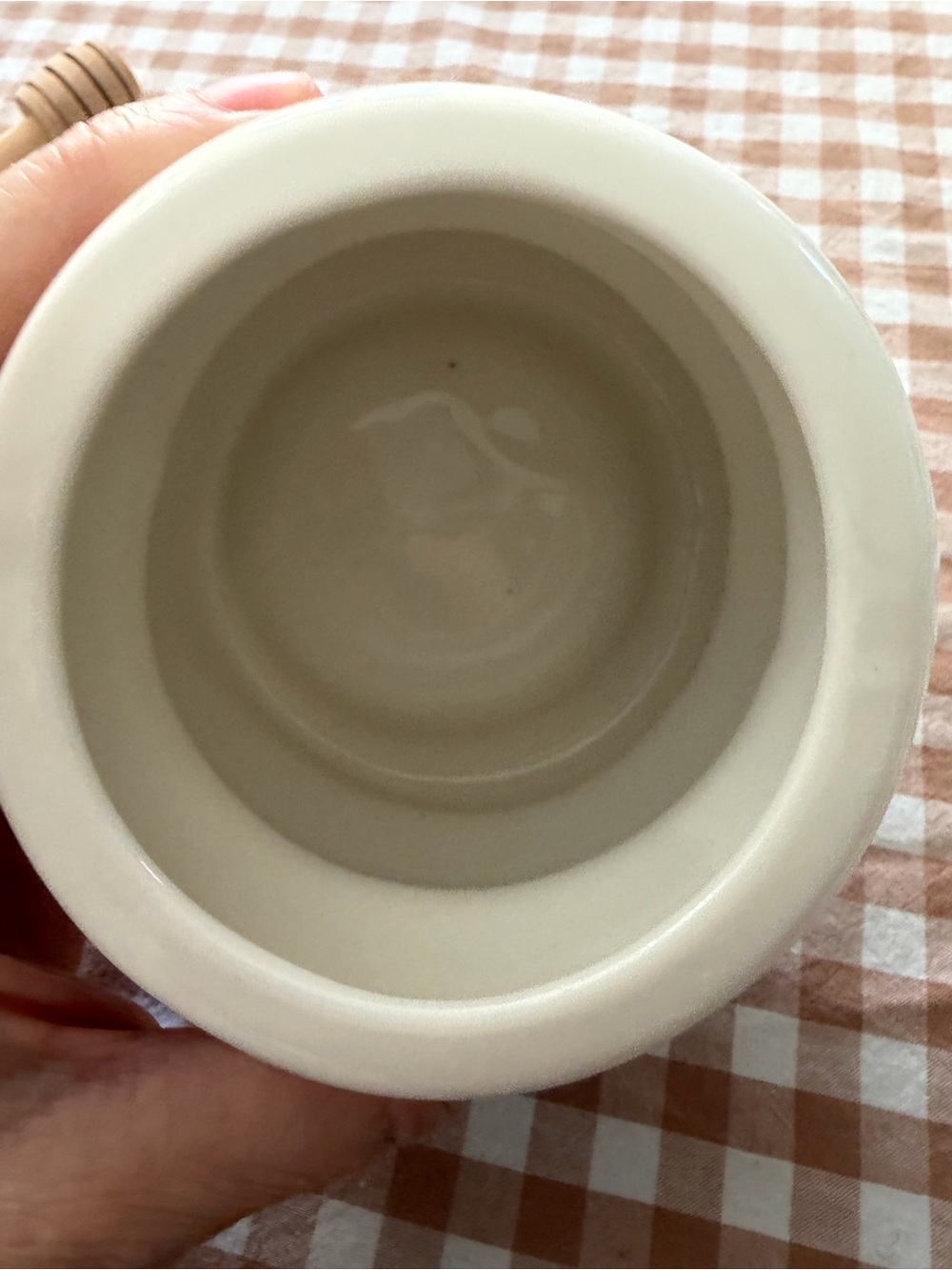 White Ceramic Honey Jar with Bee Lid Accent - Picture 8 of 11